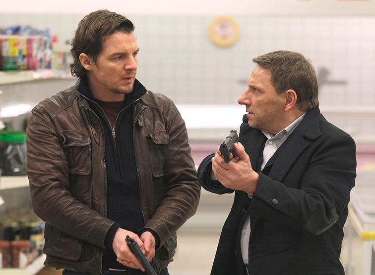 Im Tatort „Eine Frage des Gewissens“ lügt Kommissar Bootz (links), um seinen Kollegen und Freund Lannert (rechts) zu schützen. 